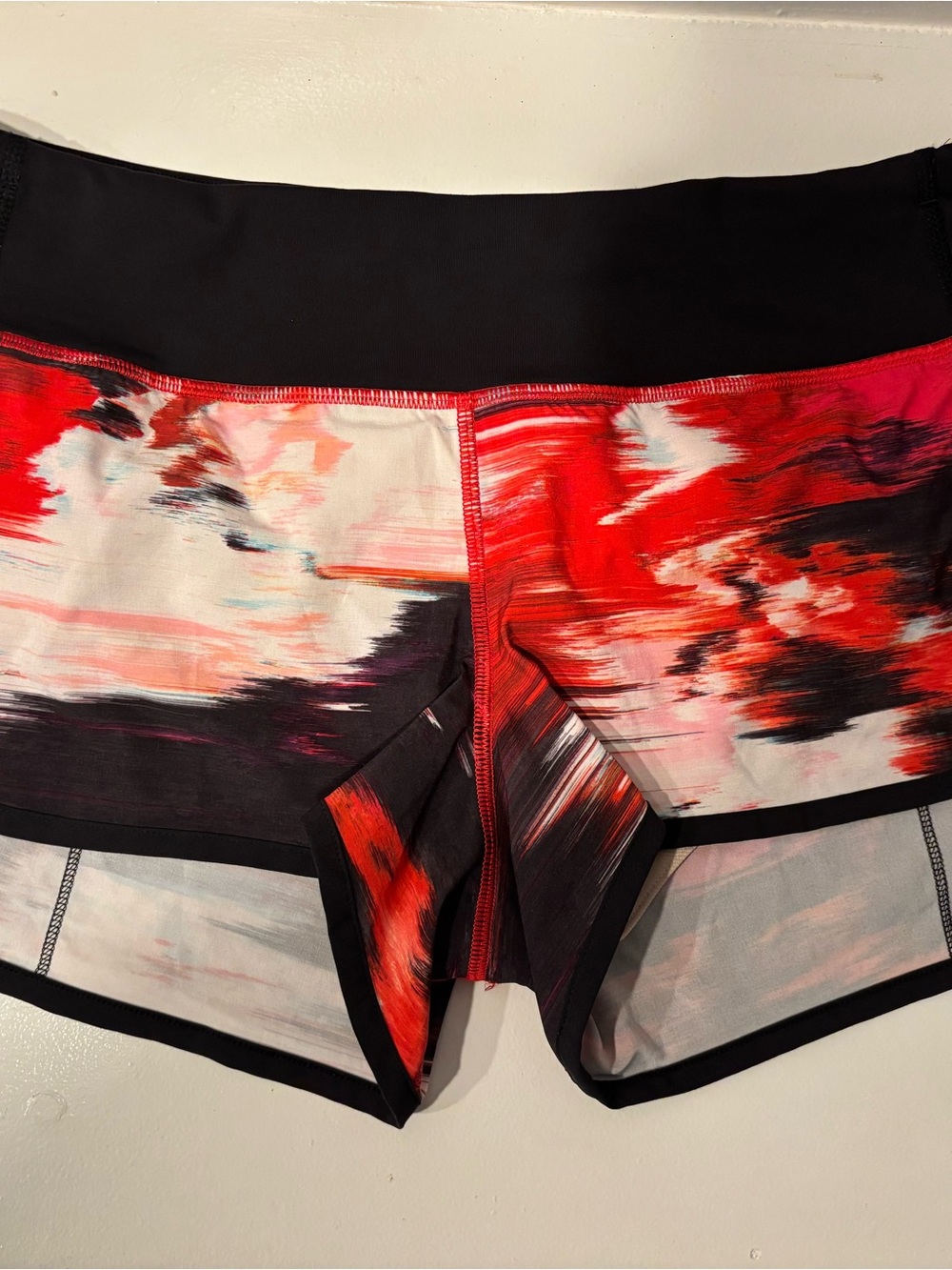 lululemon Speed Up Short Women's Abstract Red & Black Athletic Shorts